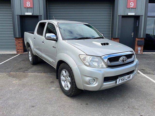 Toyota Hilux Invincible 2010 D/Cab PickUp 3.0 D-4D 4WD 171 Commercial Diesel Silver