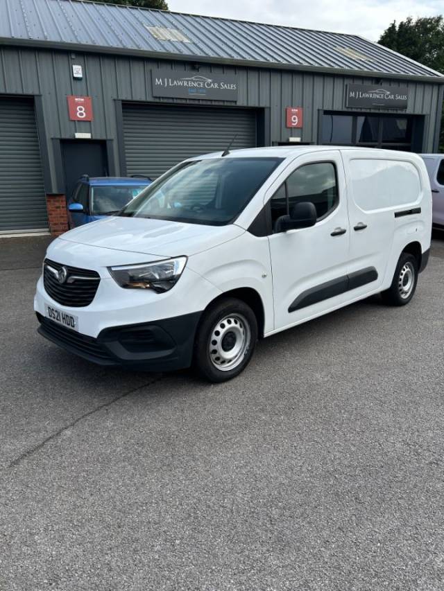 2021 Vauxhall Combo Cargo 2300 1.5 Turbo D 100ps H1 Dynamic Van